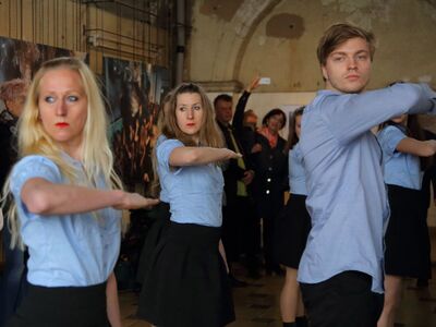 „Ausstellungseröffnung Olaf Martens“ | 2016 (Foto: Uwe E. Nimmrichter)